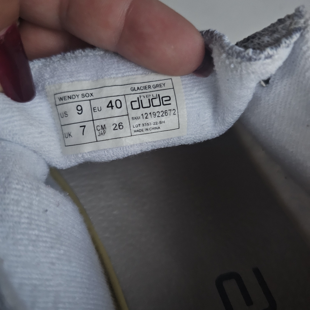 Hey Dude Light Gray Slip-On Shoes Sz 9 - Picture 5 of 7